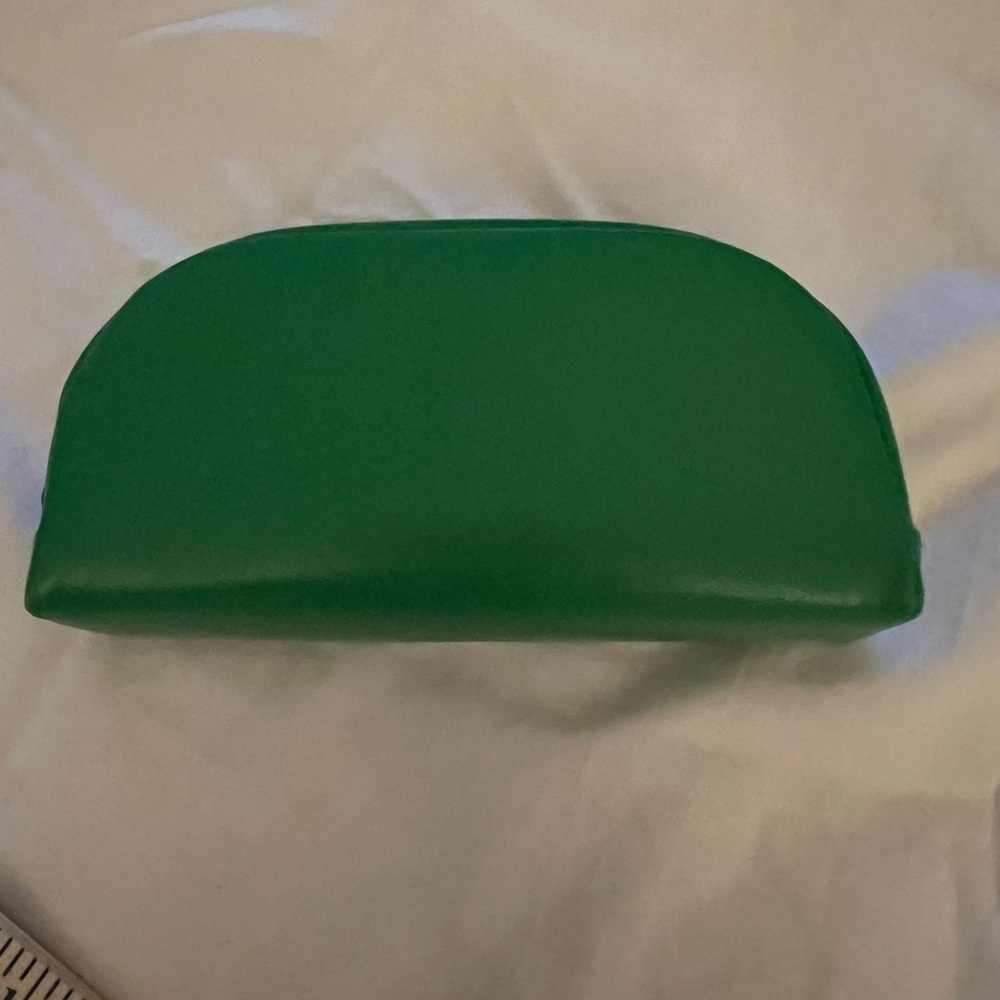 Case only Puma zippered case  No glasses - Picture 8 of 8